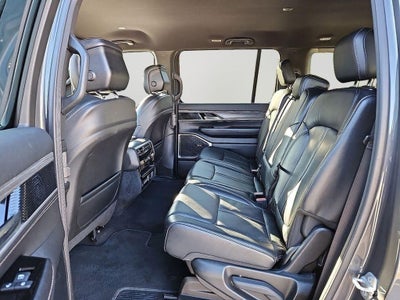 2023 Jeep Wagoneer Series III FULL-SPEED FORWARD-COLLISION WARNING PLUS