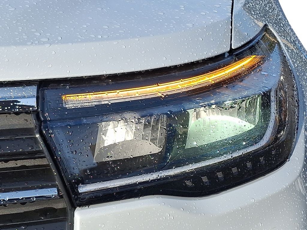 2025 Ford Explorer Active BASE