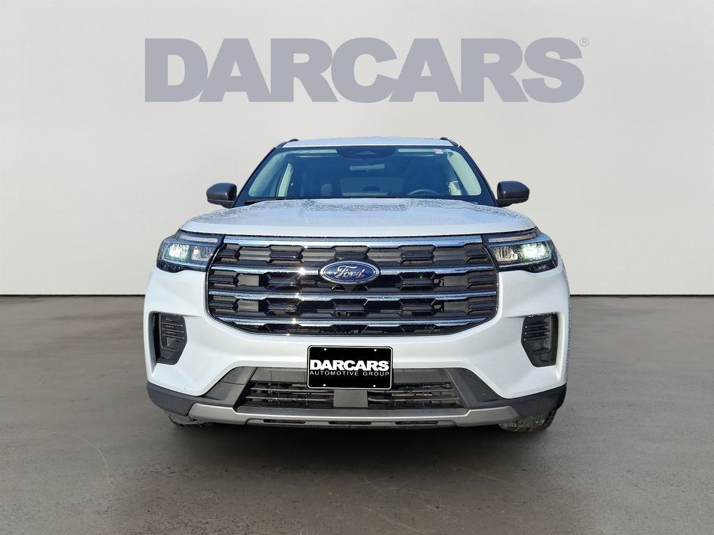 2025 Ford Explorer Active BASE