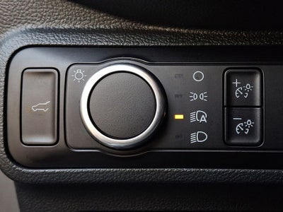 2025 Ford Explorer Active BASE