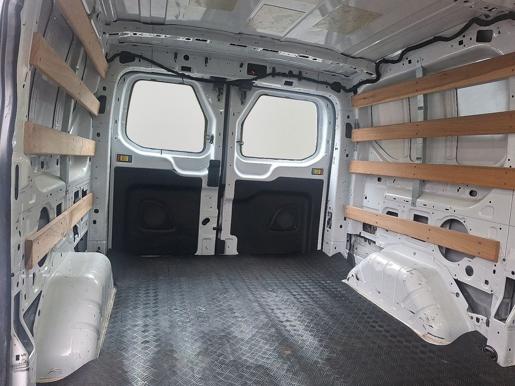 2022 Ford Transit-250 Base