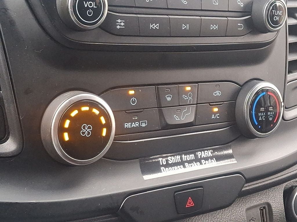 2022 Ford Transit-250 Base