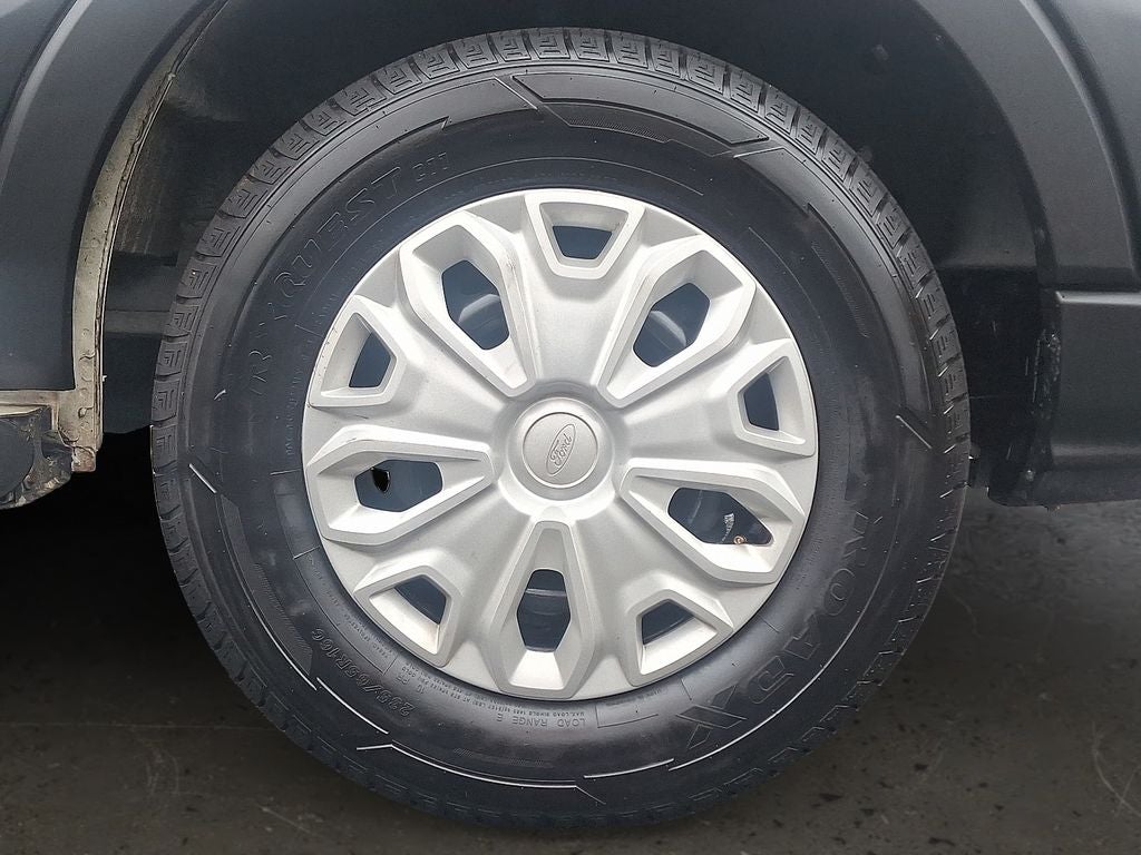 2022 Ford Transit-250 Base