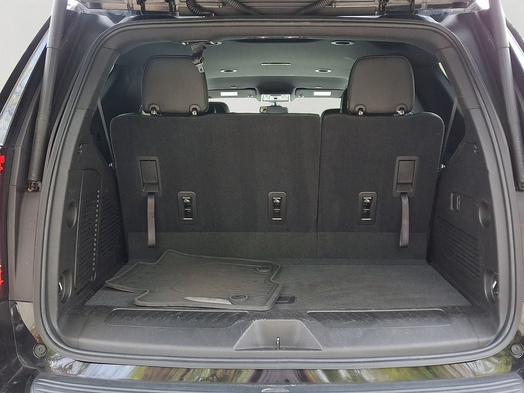 2021 GMC Yukon SLT BASE