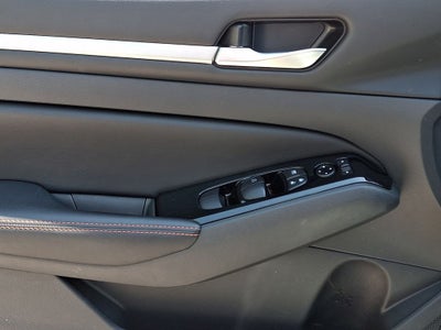 2025 Nissan Altima 2.5 SR BASE