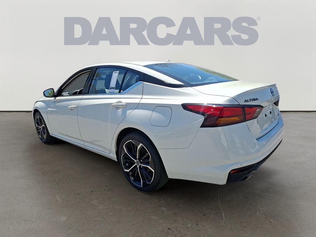 2025 Nissan Altima 2.5 SR BASE
