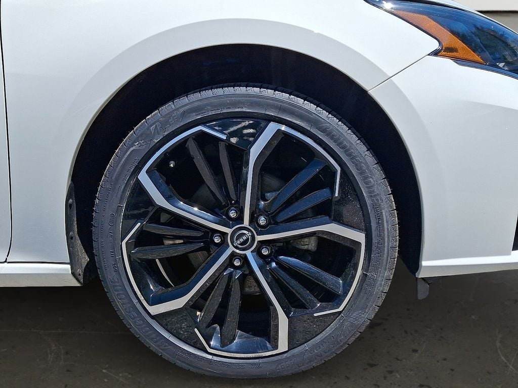 2025 Nissan Altima 2.5 SR BASE