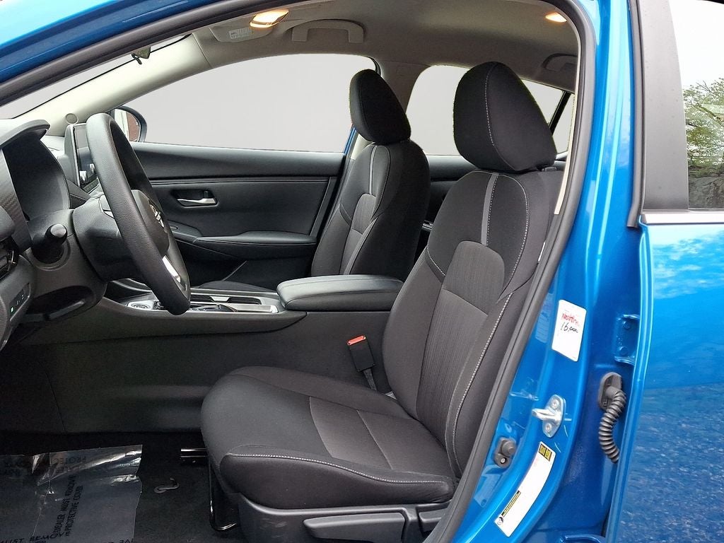2025 Nissan Sentra SV BASE