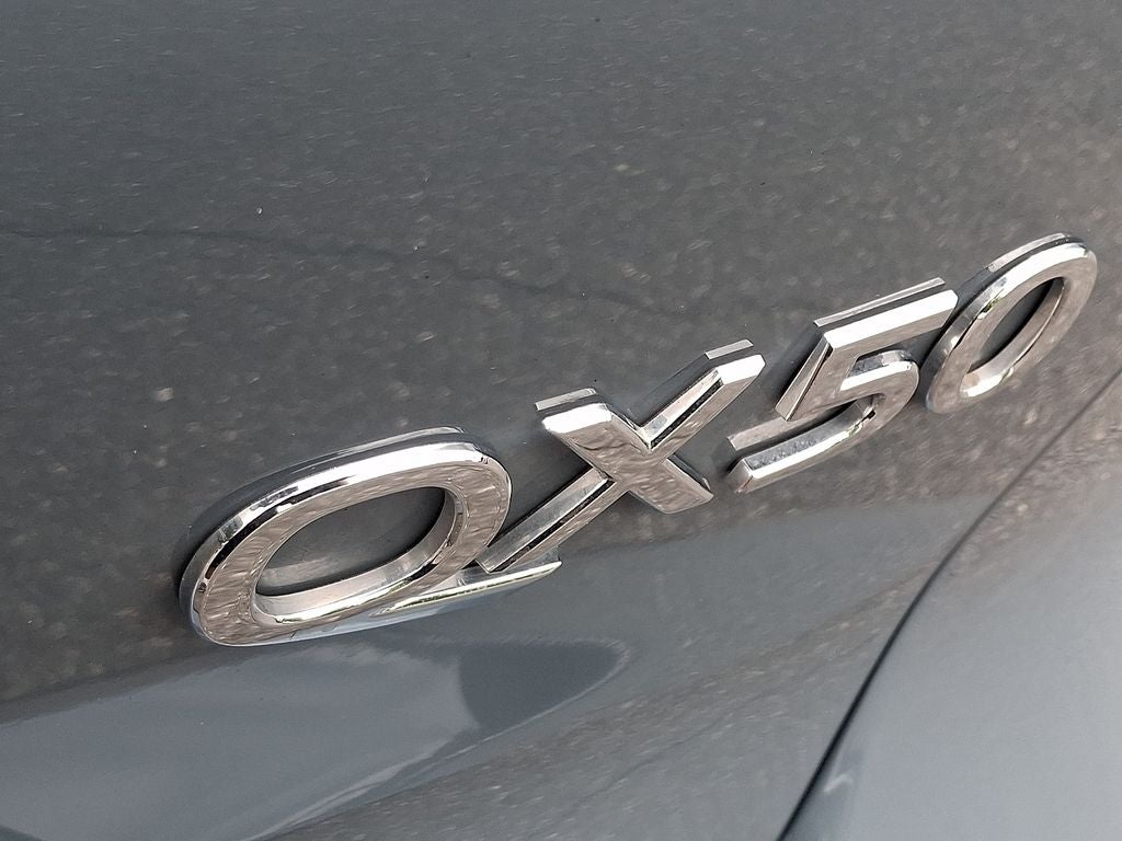 2022 INFINITI QX50 LUXE
