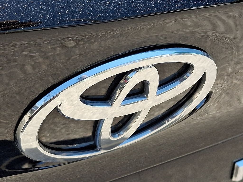 2025 Toyota Camry LE BASE