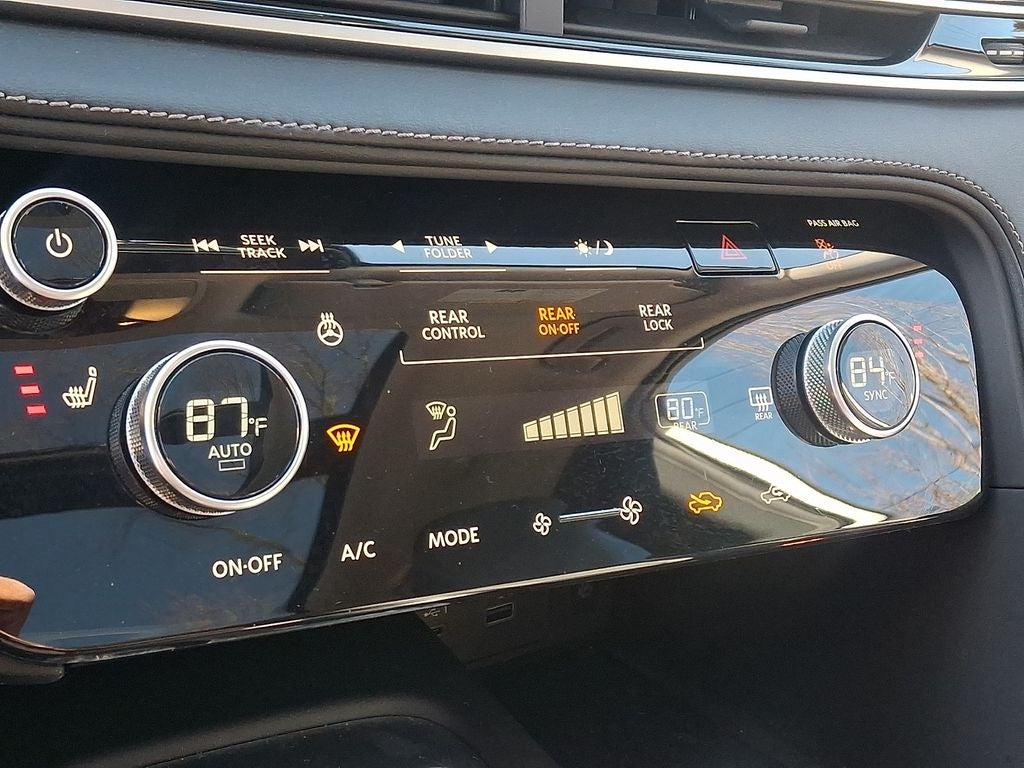 2025 INFINITI QX60 PURE