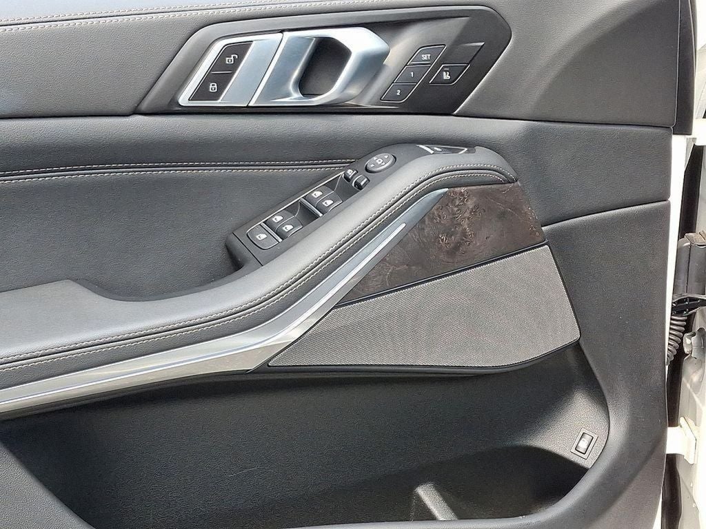 2025 BMW X5 xDrive50e