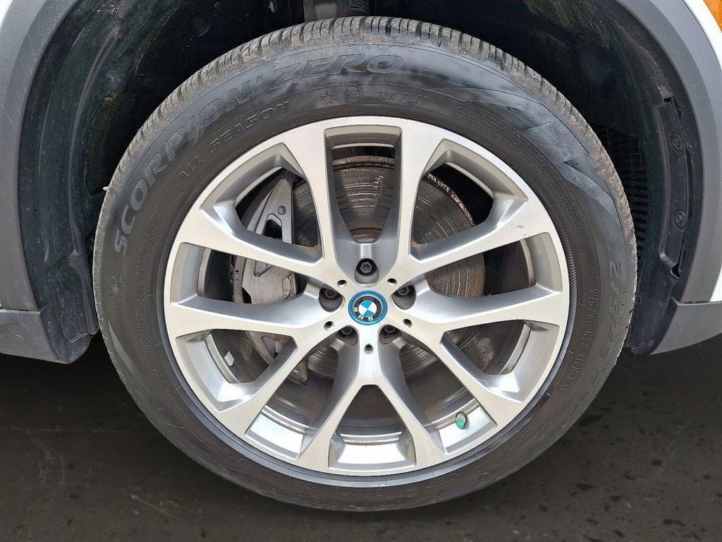 2025 BMW X5 xDrive50e