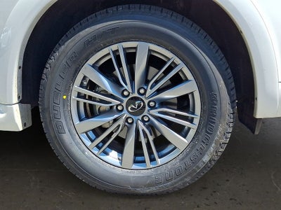 2022 INFINITI QX80 LUXE CARGO PKG