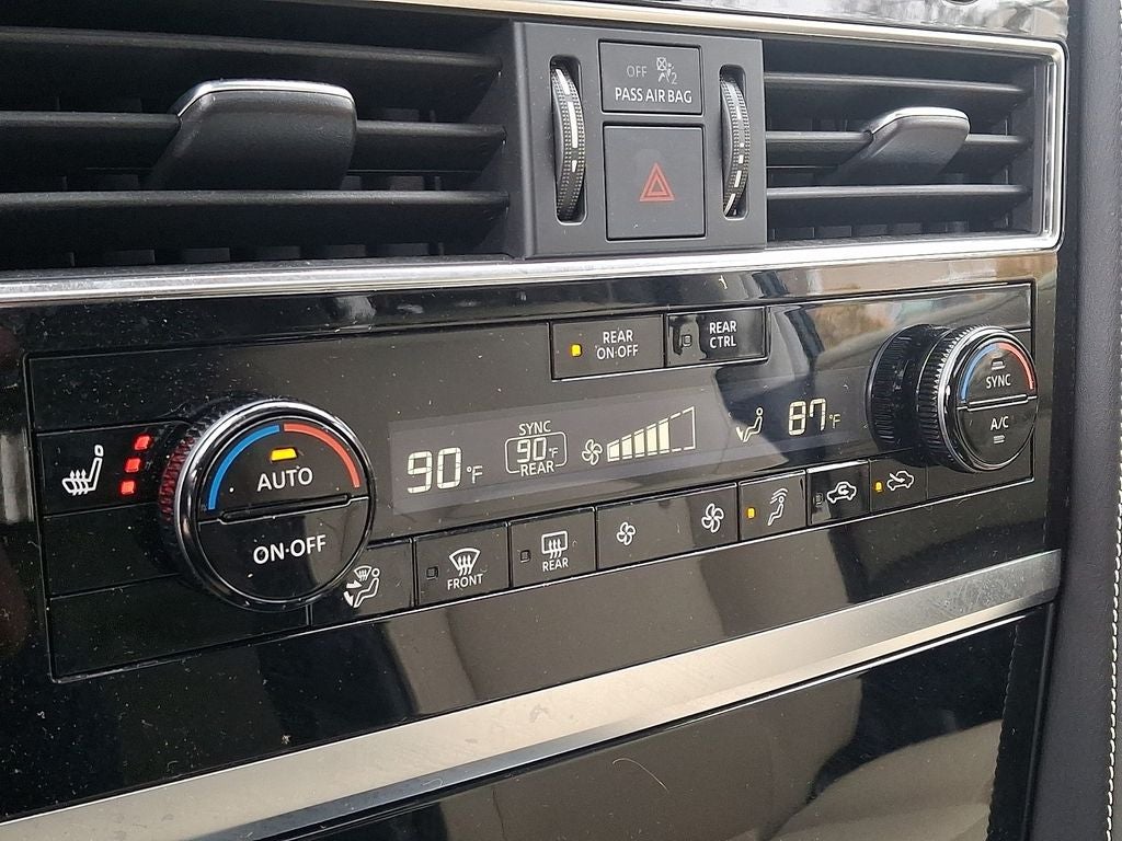 2024 INFINITI QX80 Premium Select