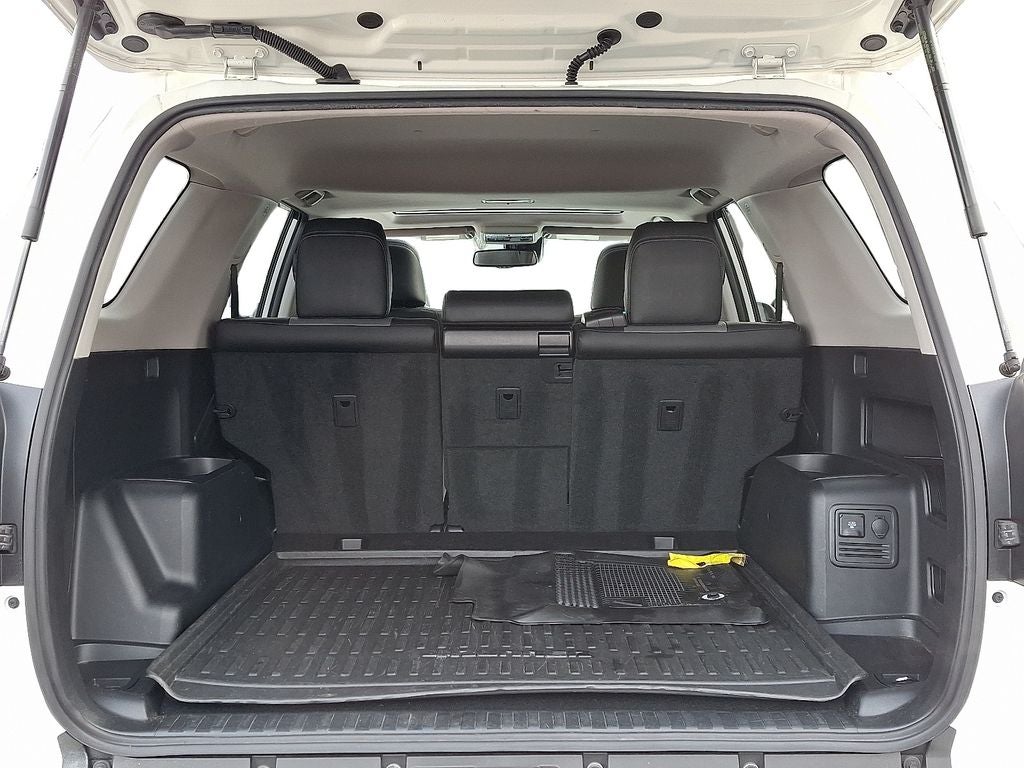 2022 Toyota 4Runner SR5 Premium BASE