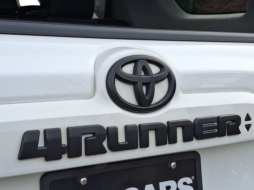 2022 Toyota 4Runner SR5 Premium BASE