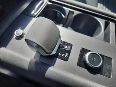 2024 Land Rover Discovery S BASE