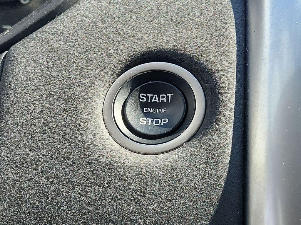 2024 Land Rover Discovery S BASE