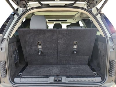 2024 Land Rover Discovery S BASE