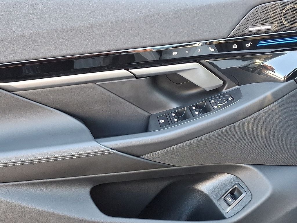 2025 BMW 5 Series 530i xDrive LANE DEPARTURE WARNING