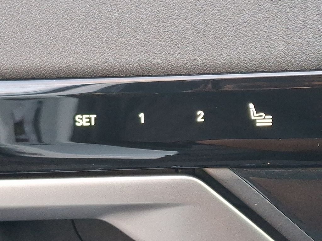 2025 BMW 5 Series 530i xDrive LANE DEPARTURE WARNING