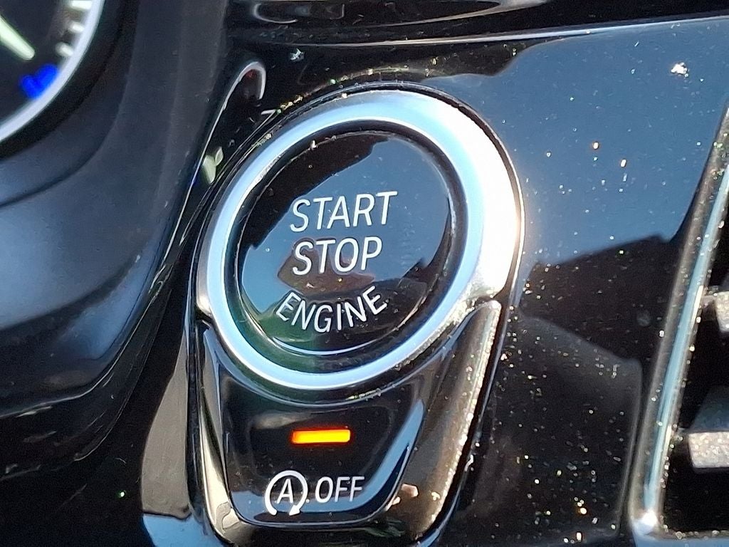 2019 BMW 5 Series 530i xDrive LANE DEPARTURE WARNING