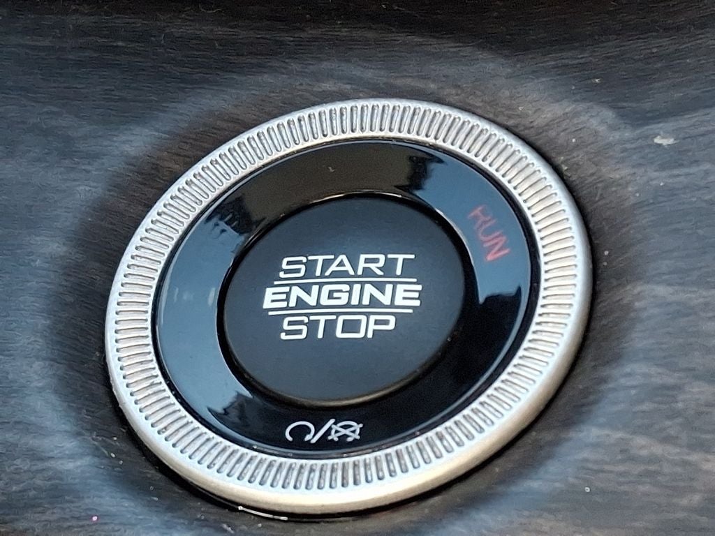 2022 Jeep Grand Cherokee Limited BASE