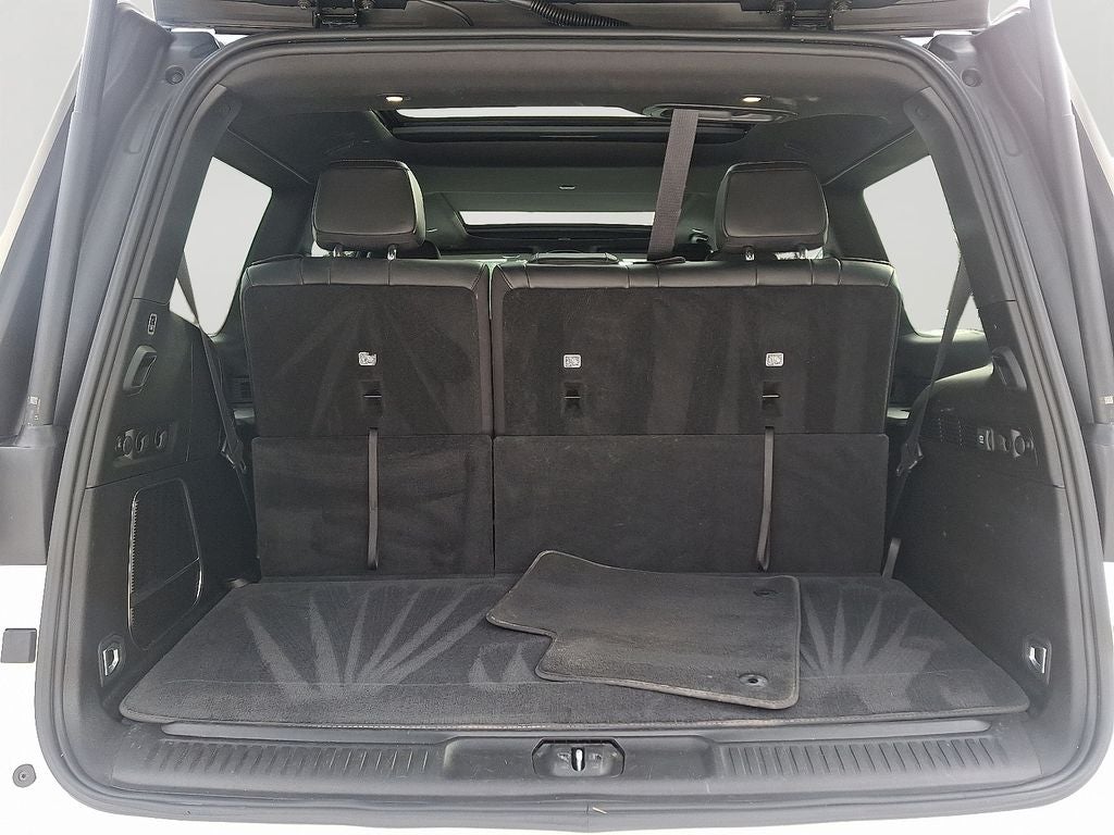 2024 Jeep Wagoneer Base