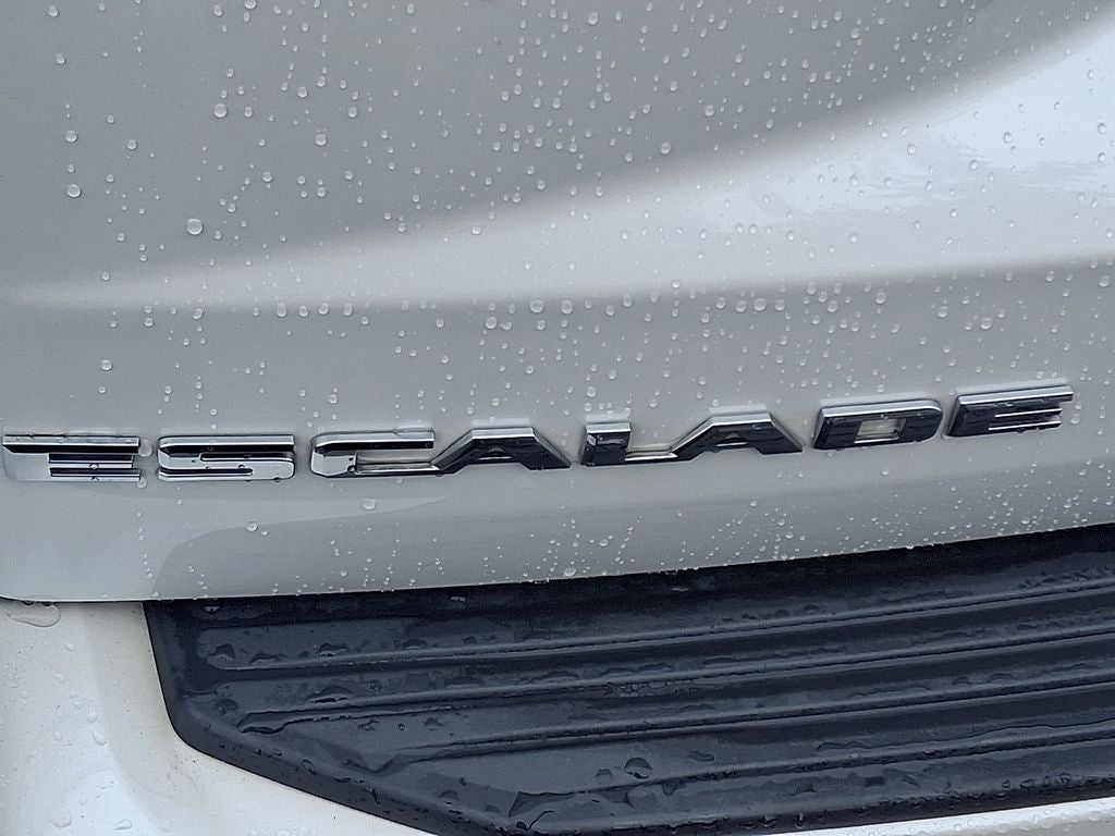 2022 Cadillac Escalade Premium Luxury