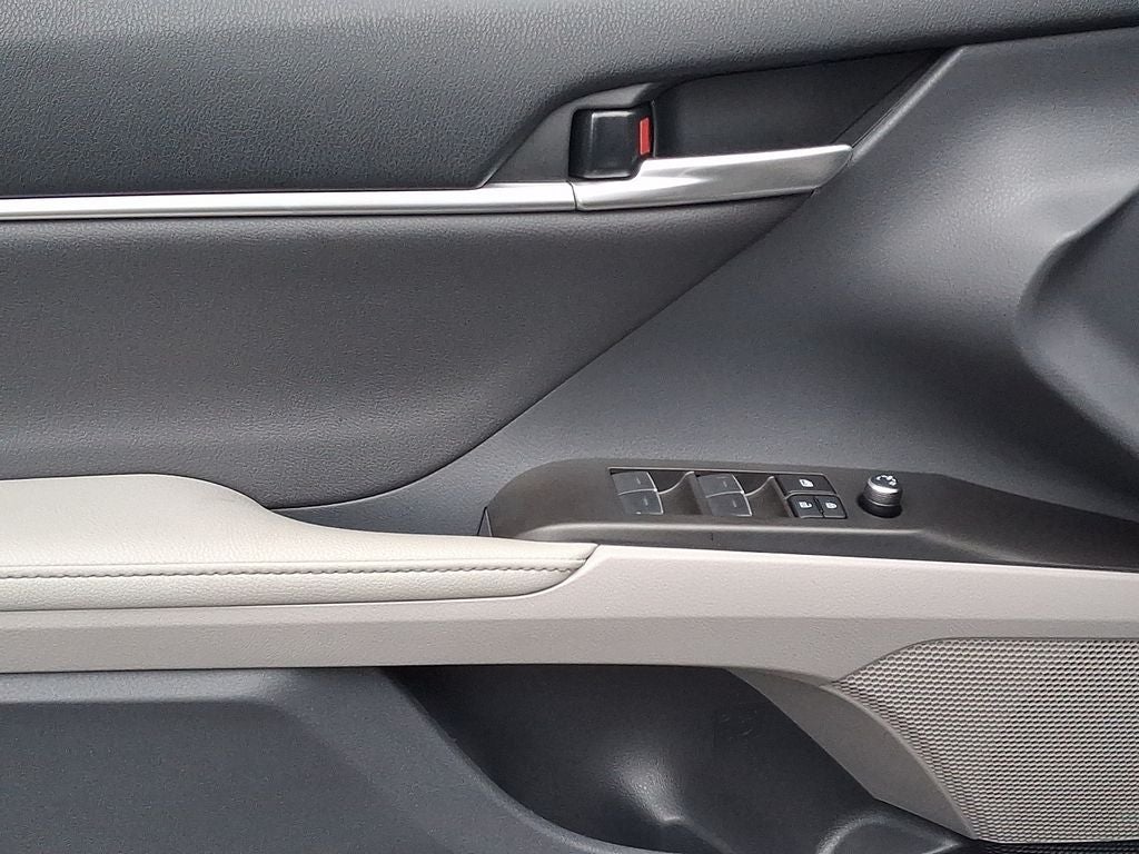 2023 Toyota Camry Hybrid XSE