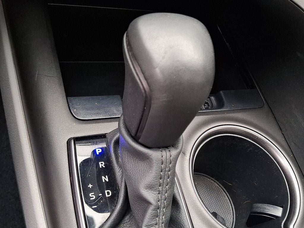 2023 Toyota Camry Hybrid XSE