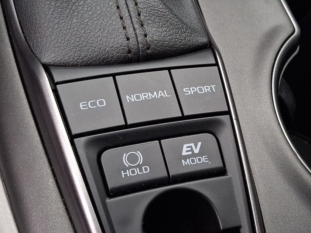 2023 Toyota Camry Hybrid XSE