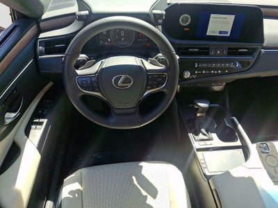 2023 Lexus ES 300h 300h