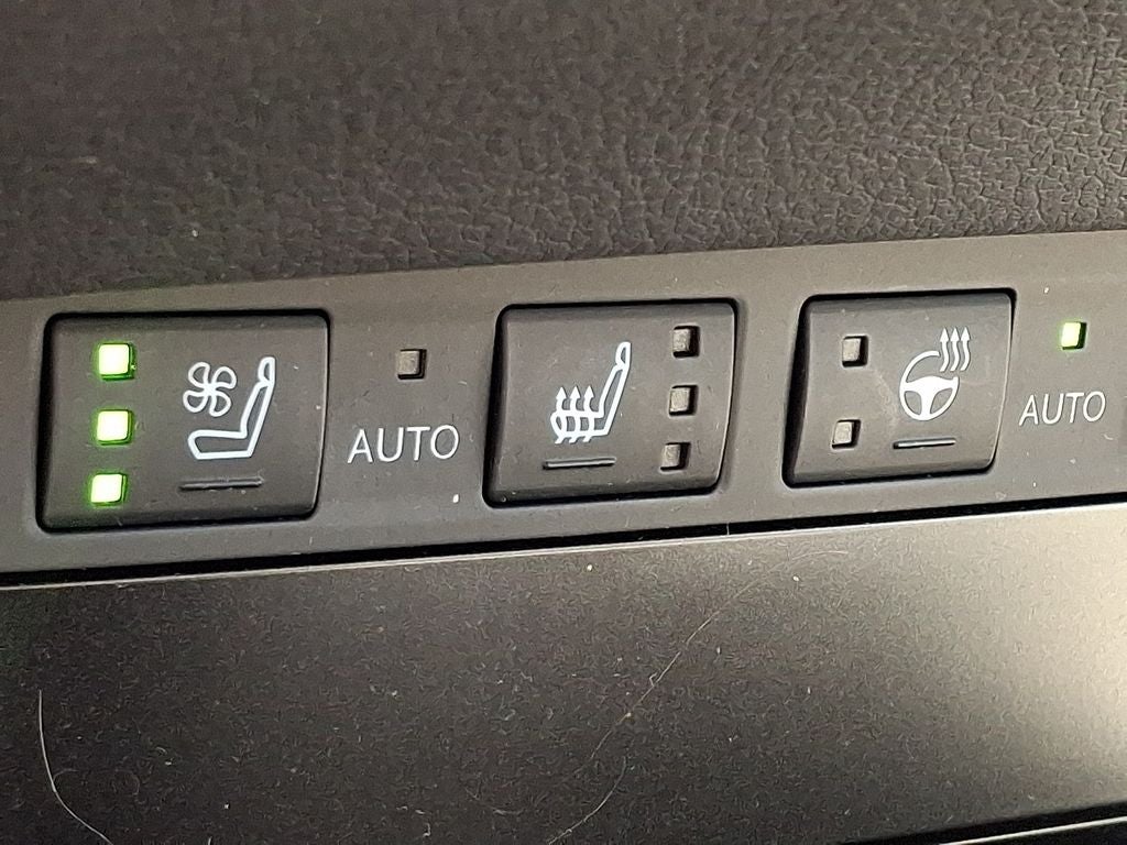 2023 Lexus ES 300h 300h