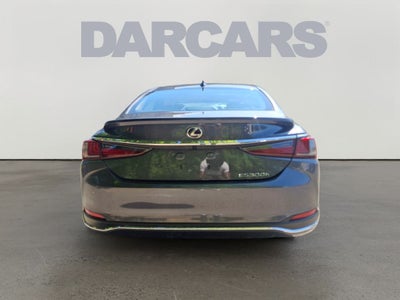 2025 Lexus ES 300h 300h