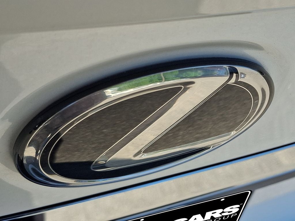 2025 Lexus ES 300h 300h