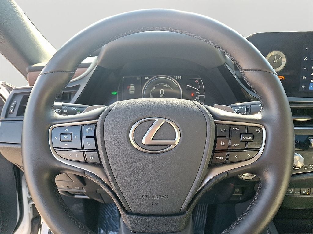 2025 Lexus ES 300h 300h