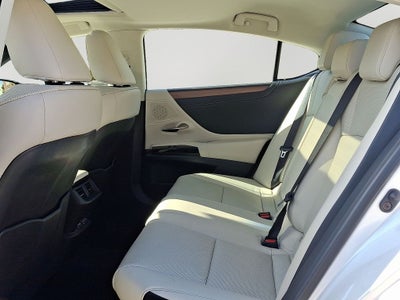 2025 Lexus ES 300h 300h