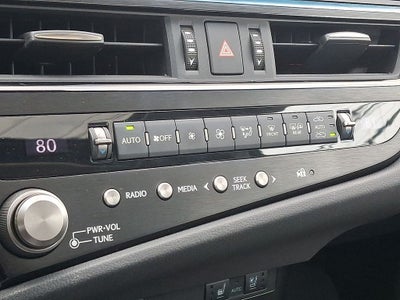 2023 Lexus ES 300h 300h