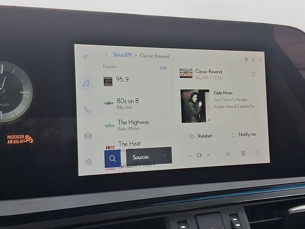 2023 Lexus ES 300h 300h