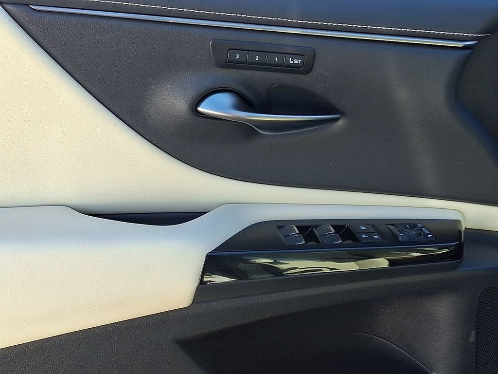 2022 Lexus ES 350 350