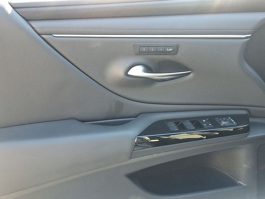 2024 Lexus ES 350 350