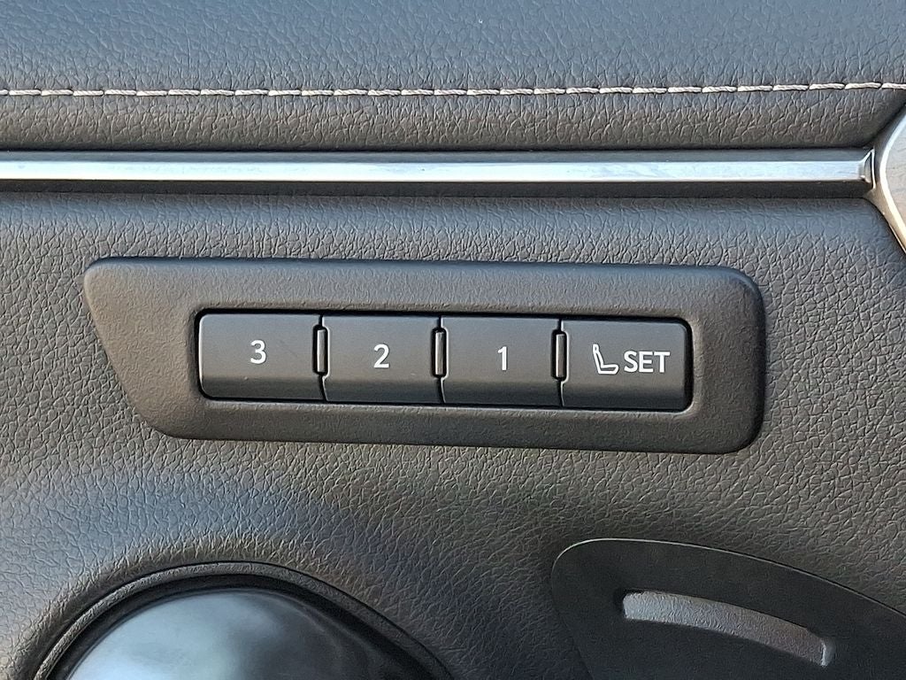 2021 Lexus ES 300h Luxury 300h Luxury