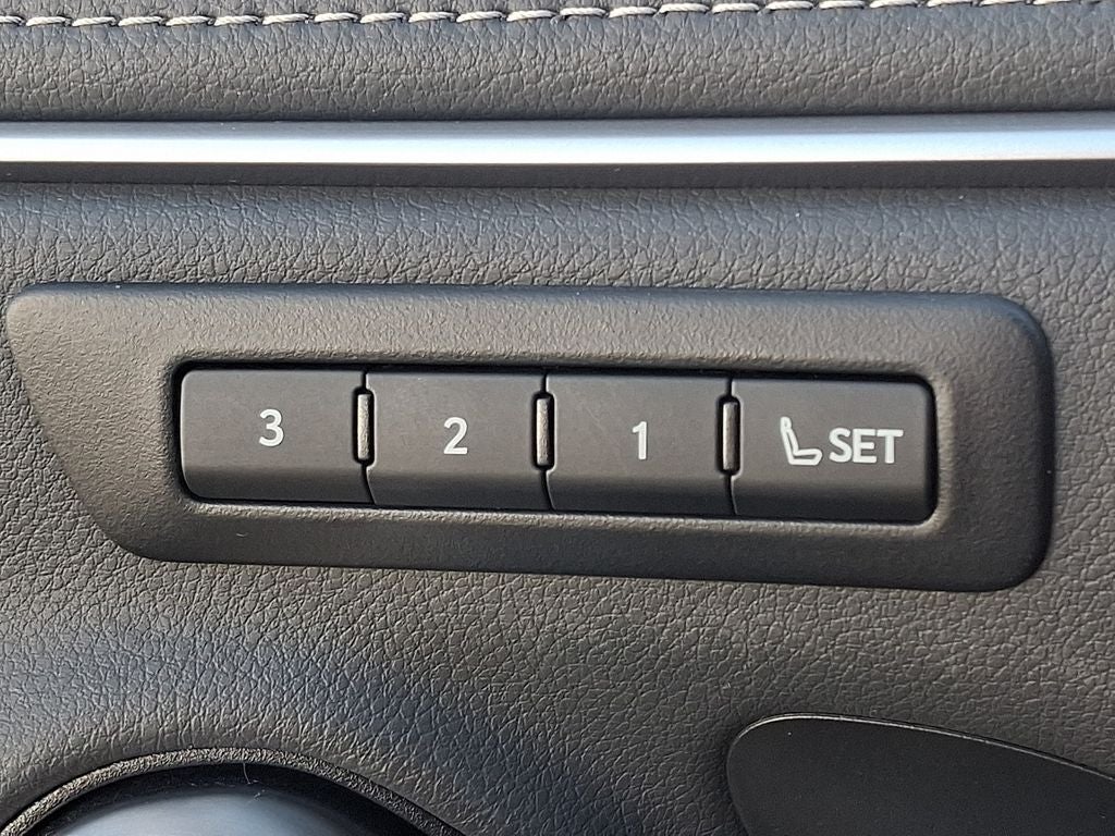 2024 Lexus ES 350 F Sport 350 F Sport TECHNOLOGY PACKAGE