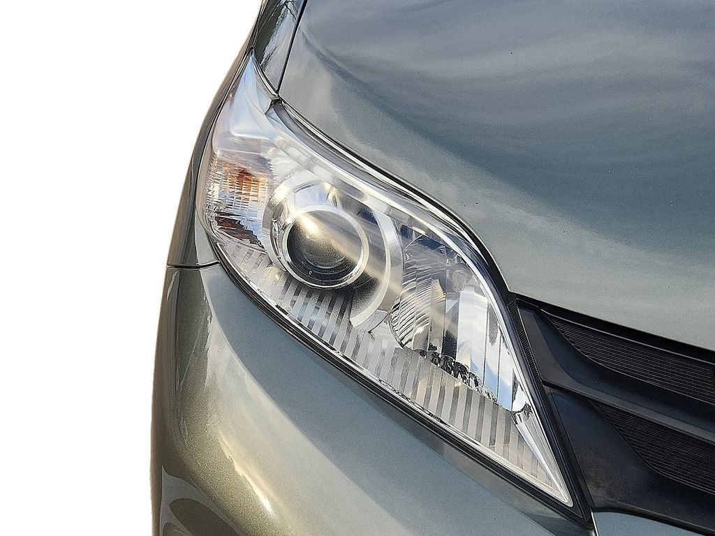 2020 Toyota Sienna L 7 Passenger