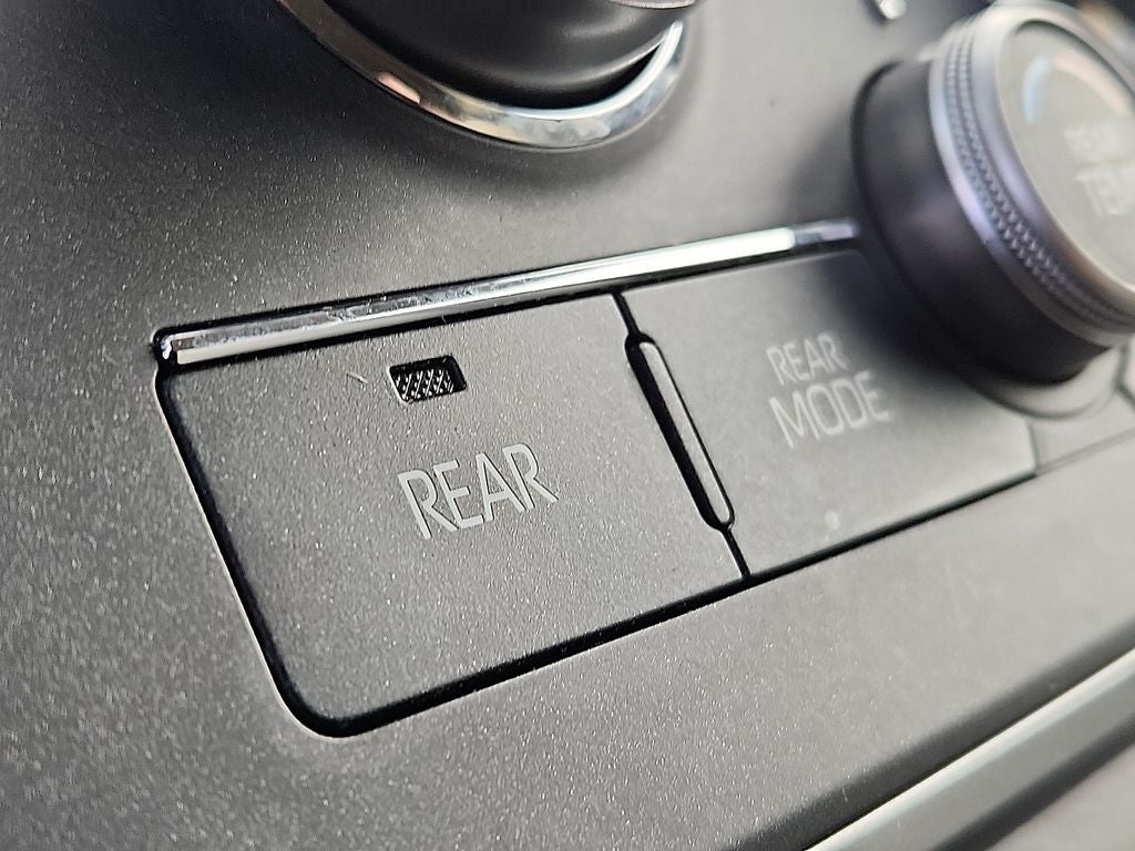 2020 Toyota Sienna L 7 Passenger