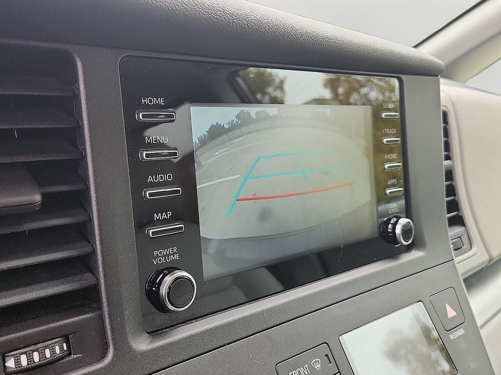 2020 Toyota Sienna L 7 Passenger