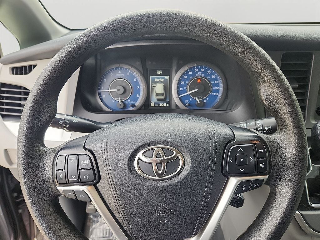 2020 Toyota Sienna L 7 Passenger