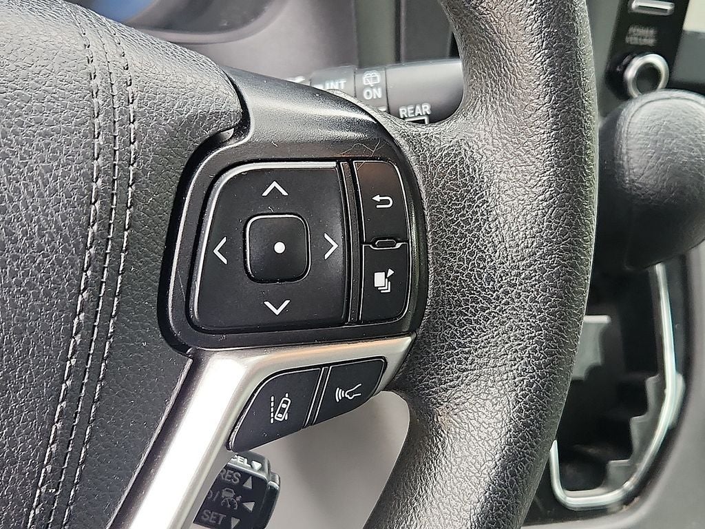 2020 Toyota Sienna L 7 Passenger